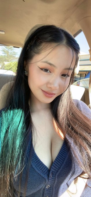 happy friYAYYY :p https://t.co/P1Ec0YAG4w<a href="/tag/ad"class="tags"><span>#ad</span></a>