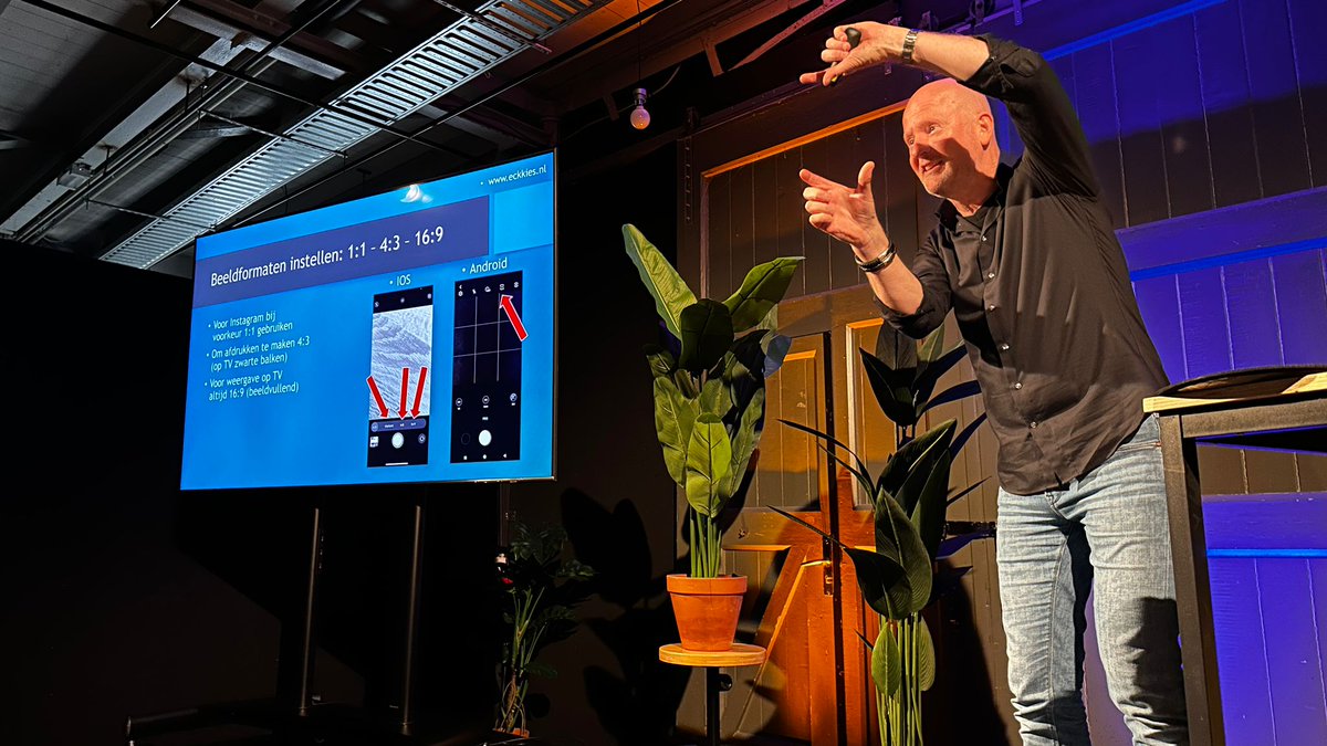 HUitdaging's tweet image. Wat een geslaagde #partnerdag hadden wij vanmiddag! Dit organiseren wij jaarlijks voor alle organisaties die ons financieel ondersteunen! 👏🏼
📱 fotoworkshop van Fred van Eck
🥊 met @JorinaBaars
En als afsluiting 🍻🧆 bij Druktemaker