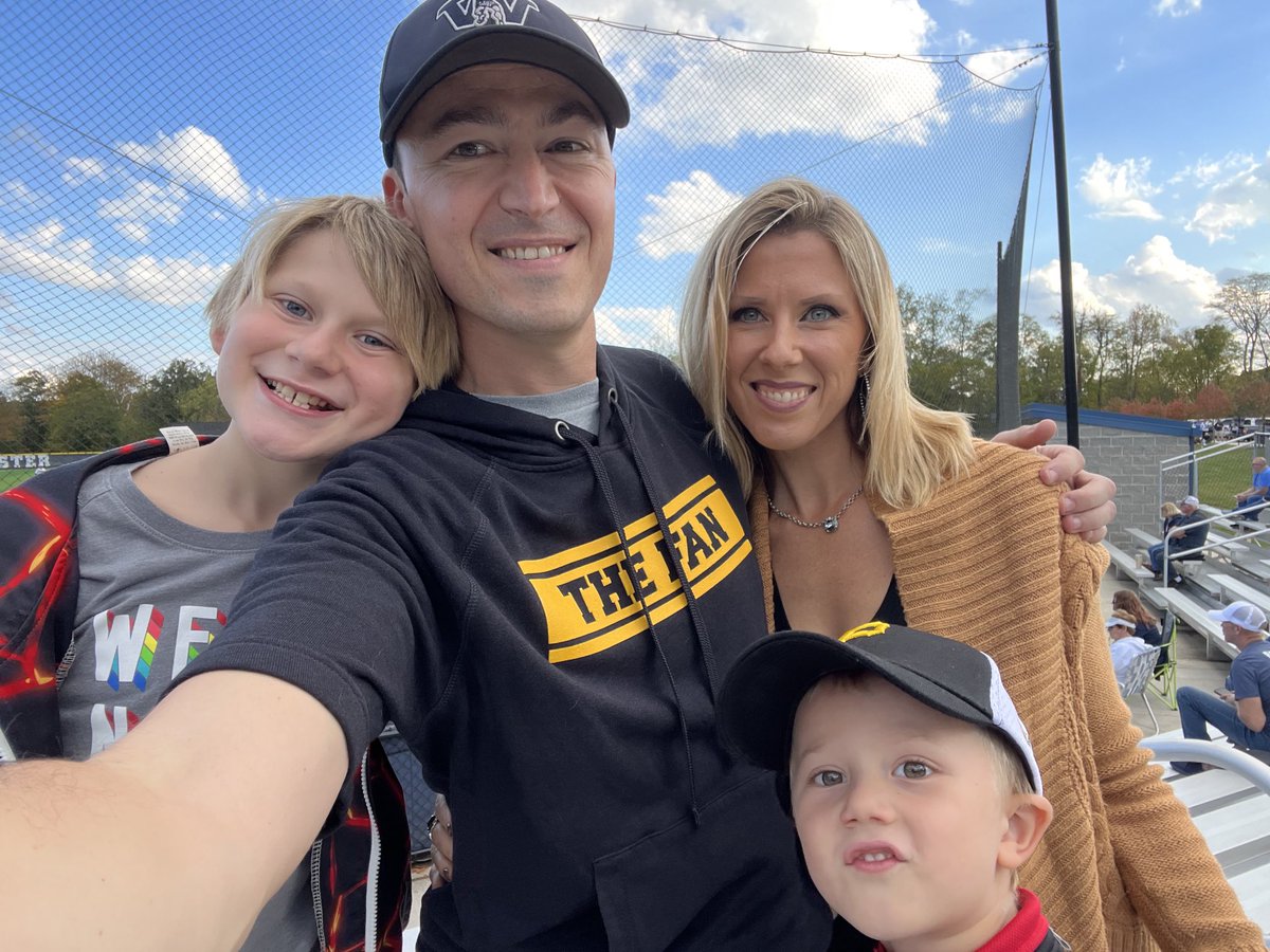 Jason Mackey tweet media