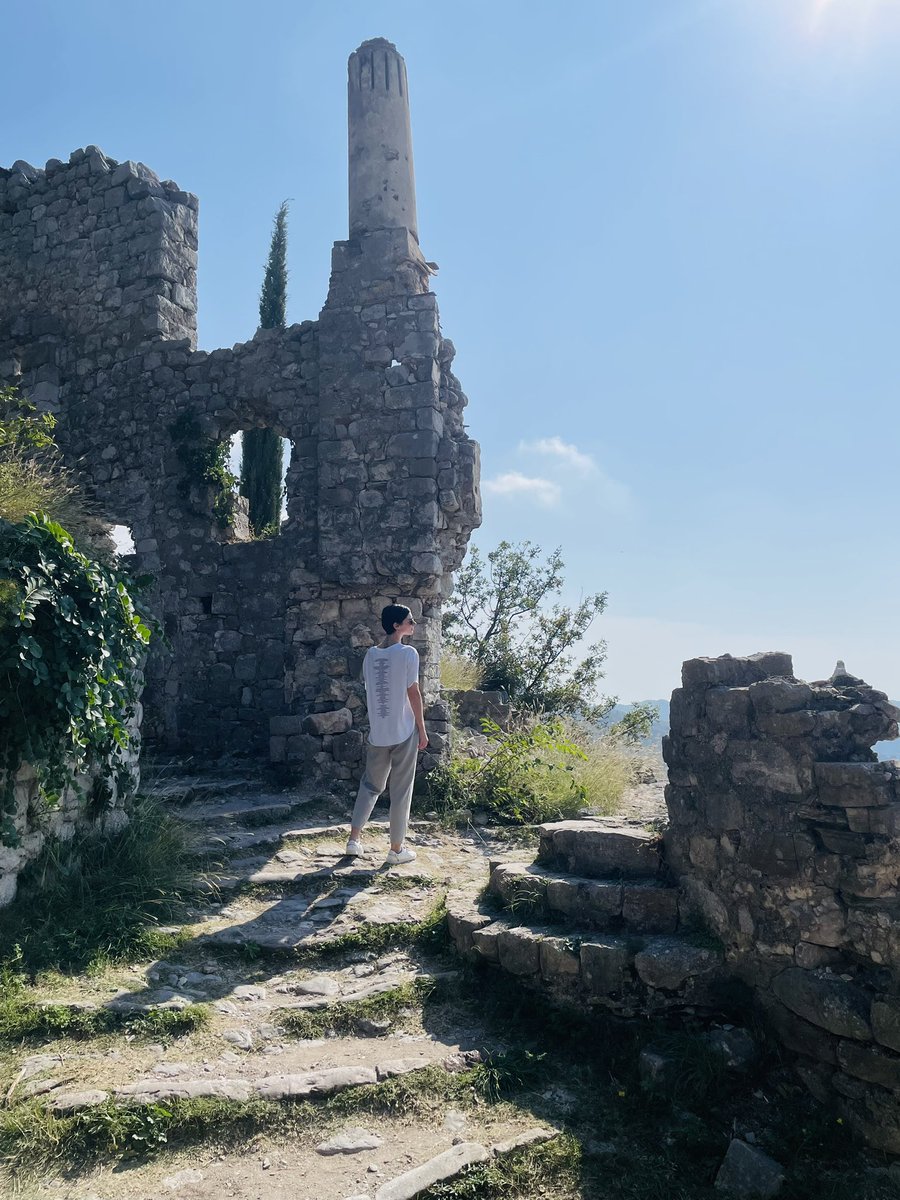 Трогали вчера старые камни Осгилиата