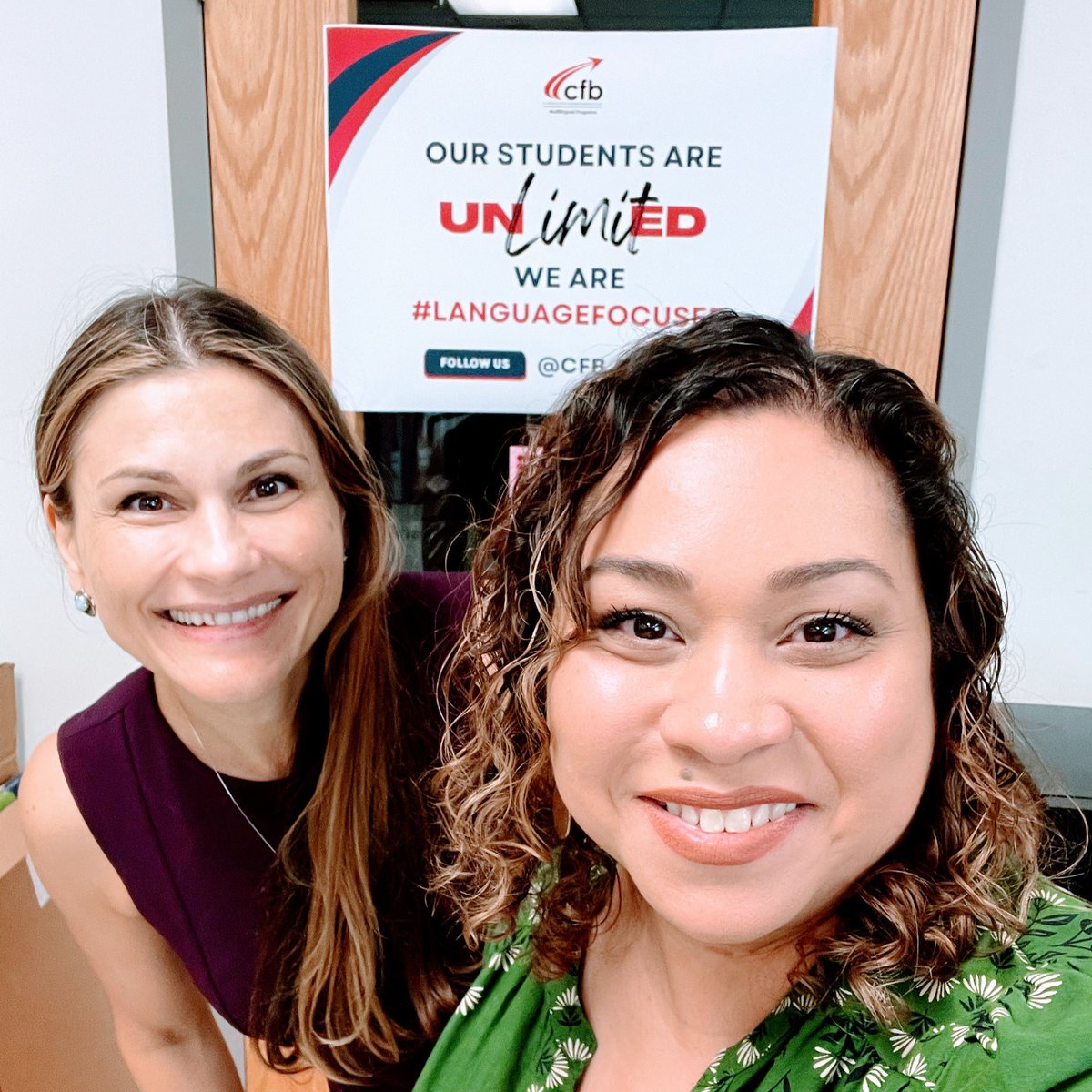 EspeHilts's tweet image. Incredibly grateful for our partners @Seidlitz_Ed. Today, I got to spend some time with @NataliaESL and gained some  awesome tools you’ll see me using in the very near future! #languagefocused