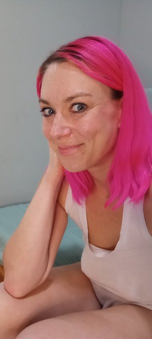 Officially off parent duty for the week. Going to get my nails did. It's the weekend but I'll be working<a href="/tag/loyalfans"class="tags"><span>#loyalfans</span></a>