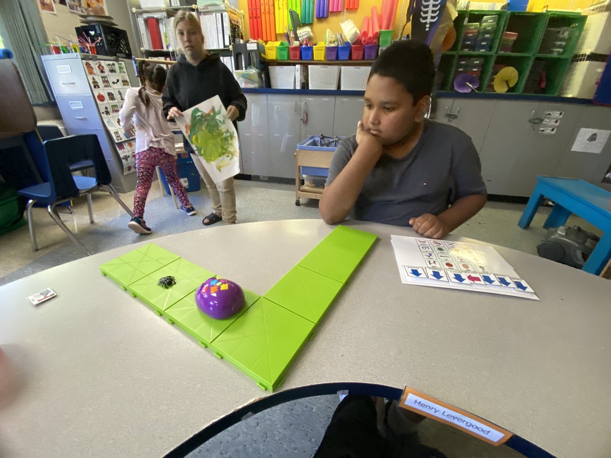 PrincessEGAINS's tweet image. A few more friends working on #coding a #path for our @LearningHandsOn #CodeAndGo #mouse #robot! We are #counting, working on #directions and #relational #words! @MsRuggaber @MrsMoore119 @WinneyKelly @kathcollins67 @PEPanthers #GECDSBGains @gecdsbpro