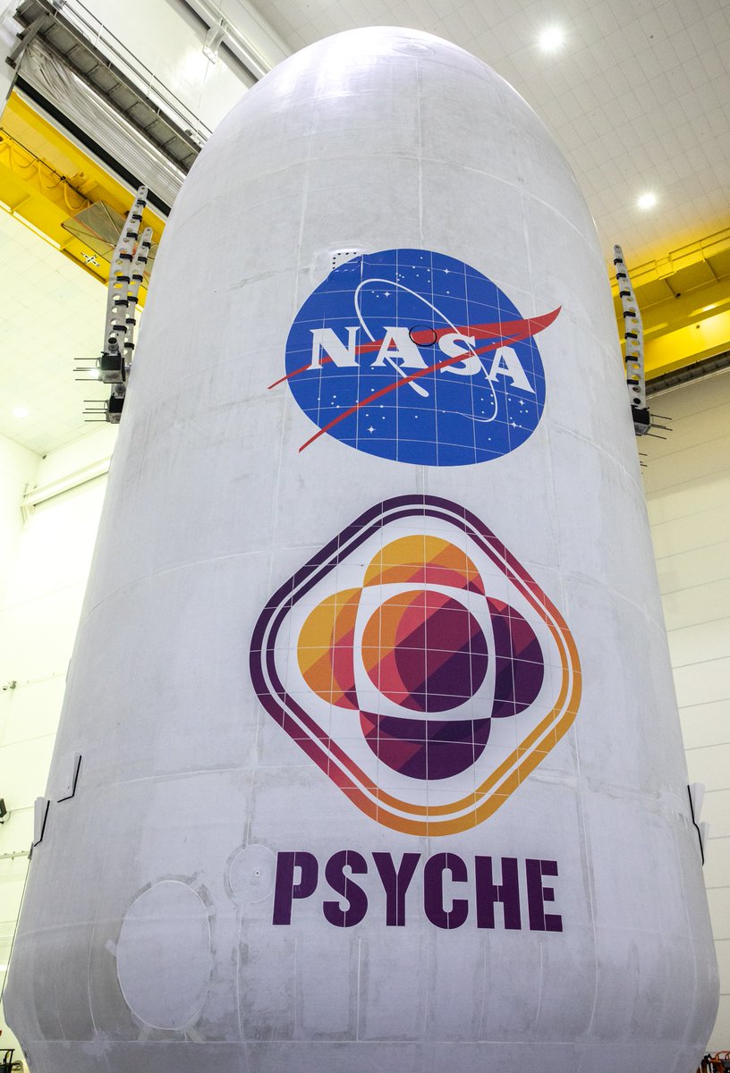 🤘🎸Rock and roll…to LC 39A! The #MissionToPsyche spacecraft, protected by its payload fairings, made the move from the processing facility to the launch pad hangar at @NASAKennedy. It will now be mated to a SpaceX Falcon Heavy rocket. 📲 blogs.nasa.gov/psyche