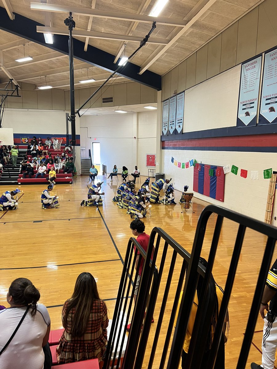 npmspanthers's tweet photo. Our Hispanic Heritage Celebration was amazing. The scholars really enjoyed the live performance. https://t.co/i2YugFN6yK