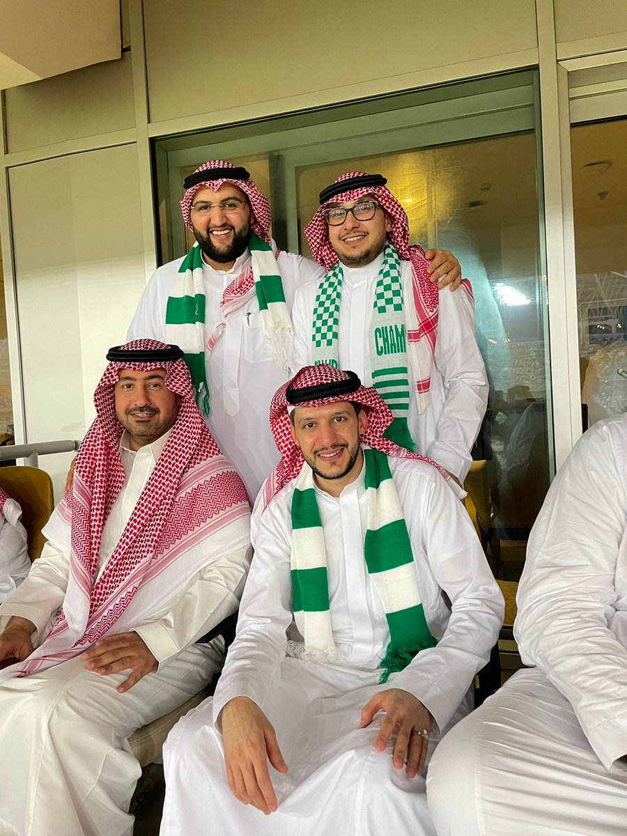 abdulsamadEQ's tweet photo. اسعدتم ليلتنا يا رجال، الف مبروك لجمهورنا العظيم 💚💚💚 https://t.co/BBBCv6v6p9