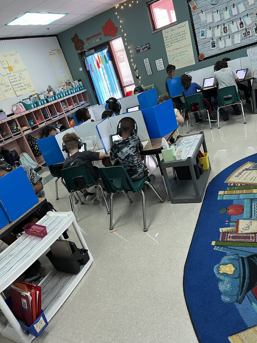 Self paced spelling tests using <a href="/Seesaw/">Seesaw</a>. Absolutely the best! #rootedlongscreek #theneisdway #iteach2