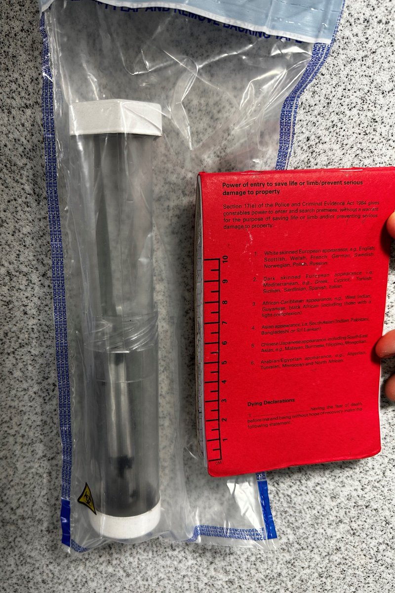 Whilst conducting patrols around school home time a male was arrested for assault on police & possession of a knife. Good work by Abbeywood, Plumstead Common & Plumstead & Glyndon SNT #DreamworkTeamwork