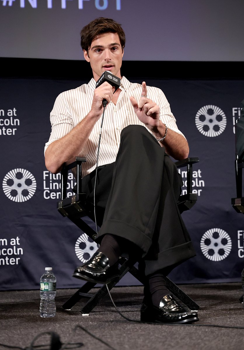 Something tells me you need to see Jacob Elordi sitting in a chair at the #Priscilla event at #NYFF.