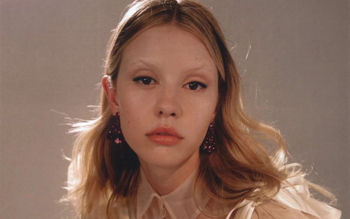 miagothcrave's tweet image. Guillermo del Toro's 'Frankenstein' starring Mia Goth, Oscar Isaac, Andrew Garfield and more, reportedly begins filming in February.