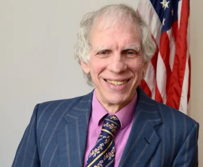 ChuckCallesto's tweet photo. Do you trust that Judge Arthur Engoron will give Trump a fair trial? https://t.co/VGokJ0nnEP