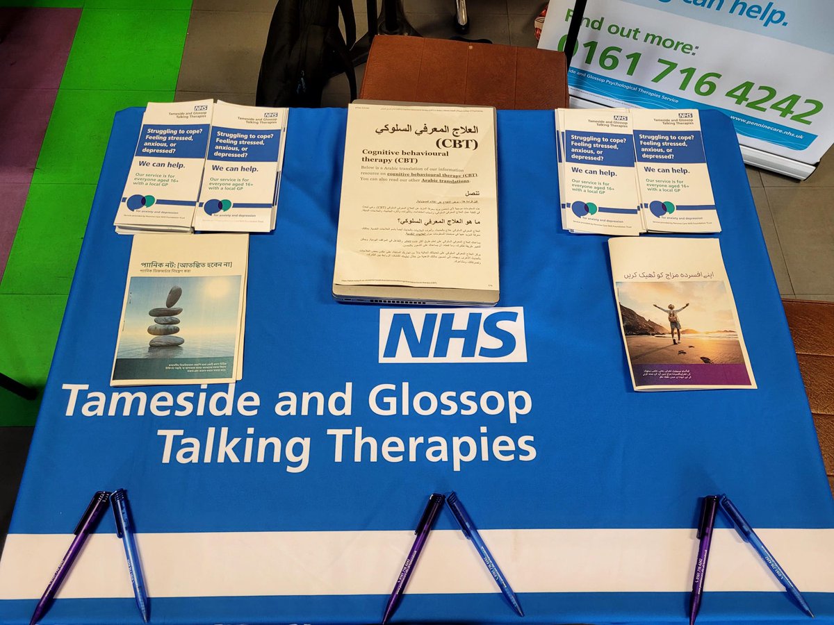 kateethomason's tweet photo. Our fabulous PWP out and about @BritishRedCross Refugee drop in clinics spreading the word of how NHS Talking Therapies Tameside and Glossop can support their mental health 🤝😀 @PennineCareNHS https://t.co/jmmbNeLfBg