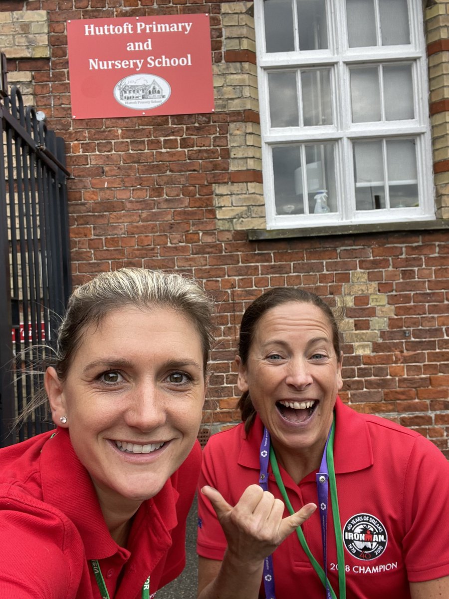 Great day <a href="/SchoolHuttoft/">HuttoftPrimarySchool</a> with @sportsfs &amp; <a href="/lizmcternan/">Elizabeth McTernan</a> 🤩🤩

Amazing morning getting the whole school active! Thank you so much to the children and teachers for making it such a brilliant day 🙌

#hiit #circuits #stayactive