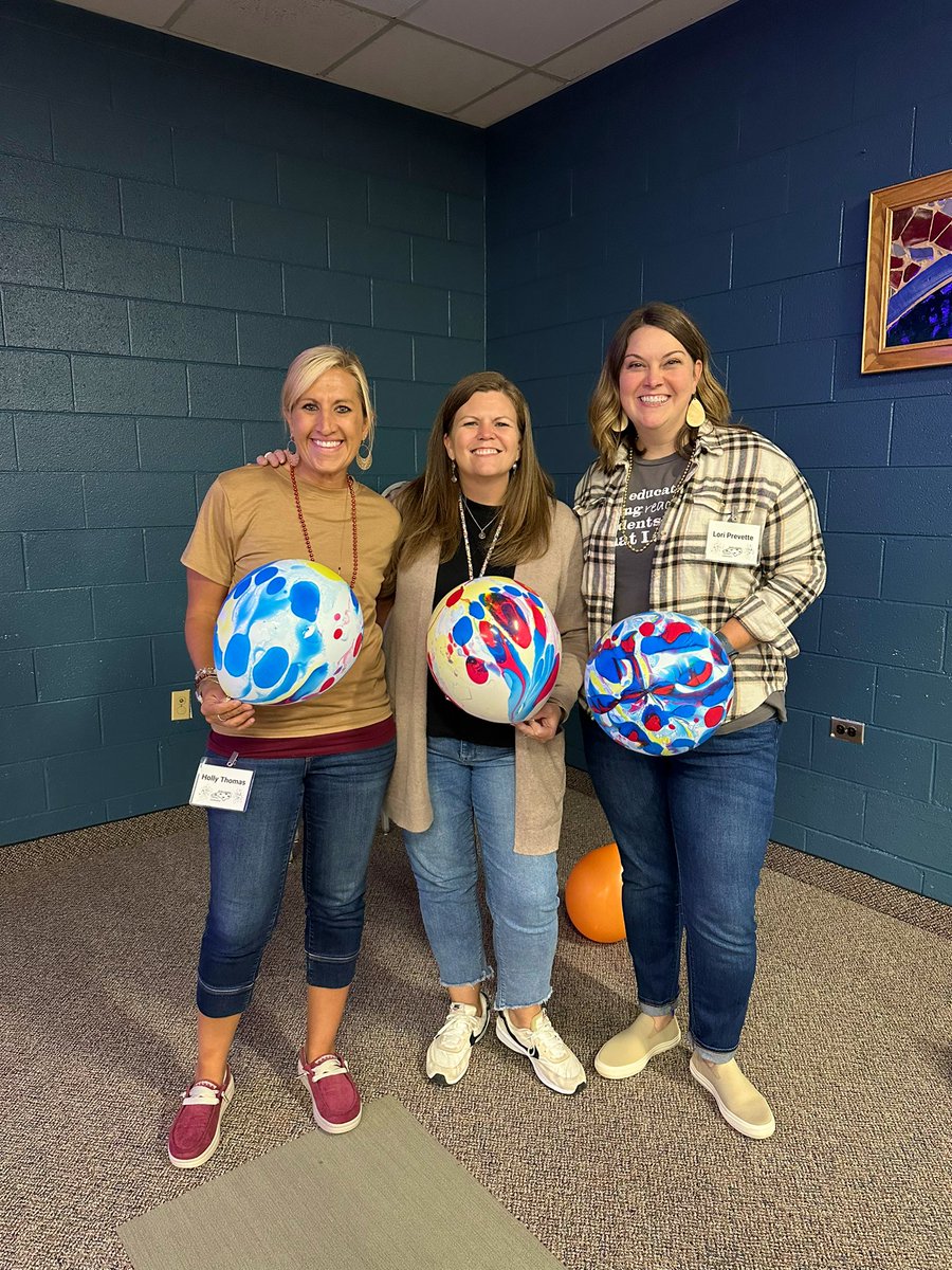 Representing <a href="/BurkeCoSchools/">BCPS</a> at #NCCoachingCohort #NCISTE #ignitelearningbcps <a href="/HollyThomas2218/">Holly Thomas</a> <a href="/tonyabscott/">Tonya Buff Scott</a>