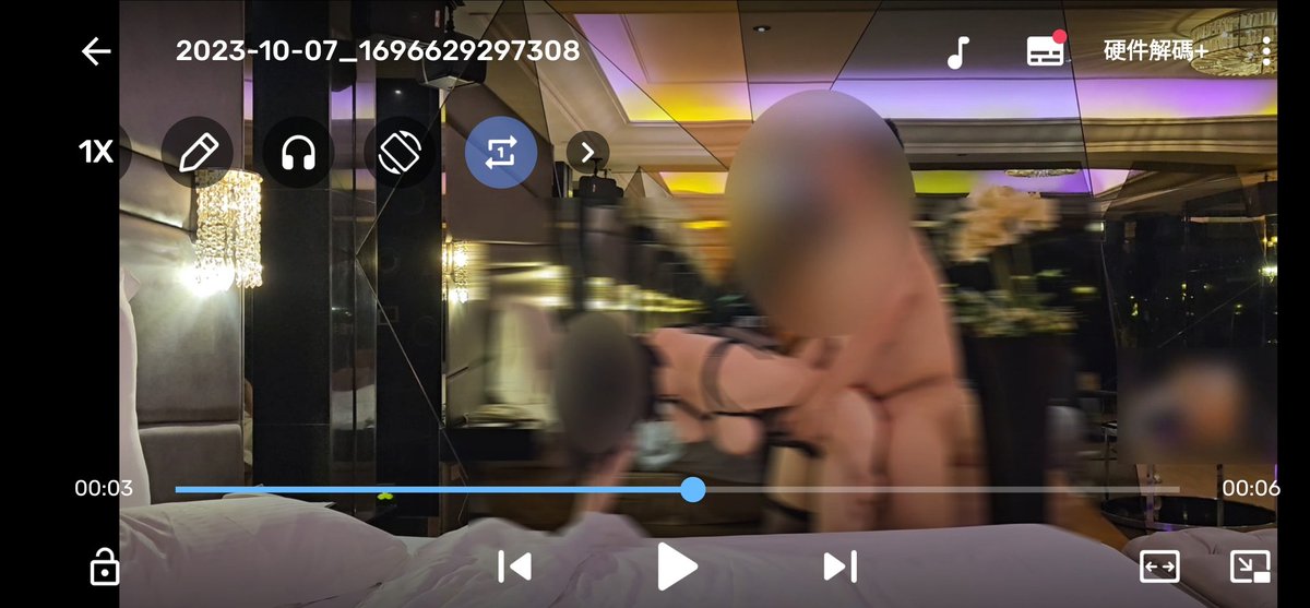 投票最高的 
可惜在這階段時套裝外套已經脫掉 只有拍照時單穿套裝內搭情趣拍一堆照😅 https://t.co/rGH5Nt6zE9