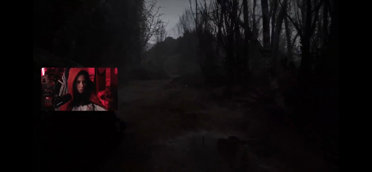 Elda_Live's tweet photo. Le chaperon rouge s’est perdu dans les bois 🐺 https://t.co/jEab79Zomb