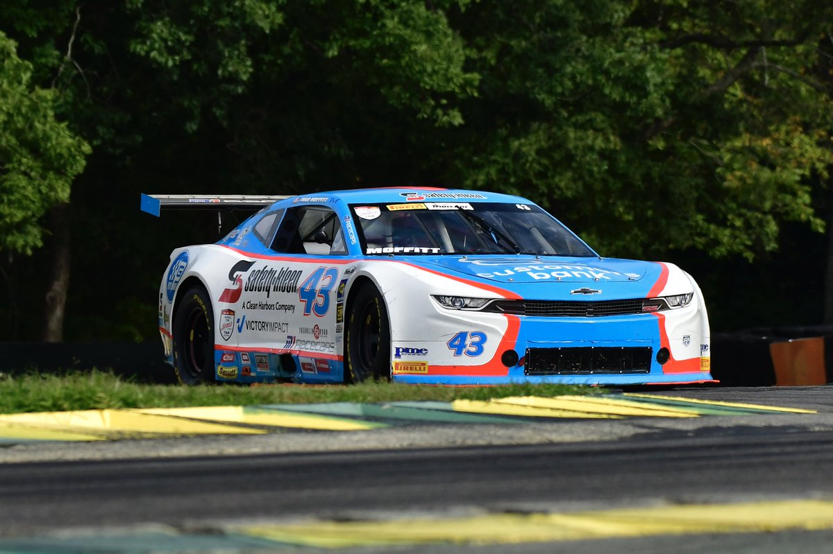 TeamSLRinsider's tweet photo. The day in pictures, Friday edition, at @VIRNow. @GoTransAm @SafetyKleen @CustomersBank #ScreenYourMachine @SherryStrongOC https://t.co/uj105OTjBW