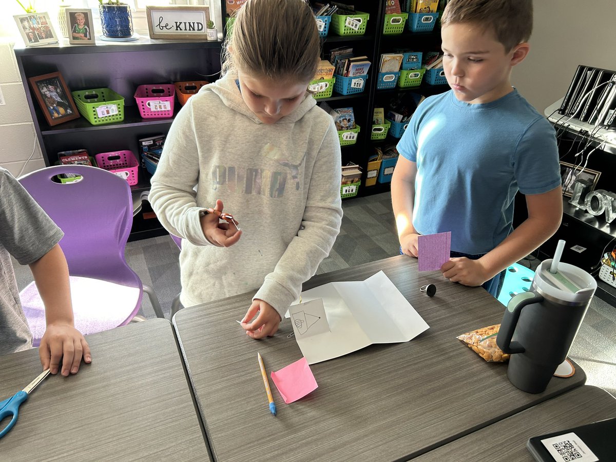 stine_smithADM's tweet photo. Using magnets and paper clips to design locks on a “house” in science! https://t.co/pCInthn1NG