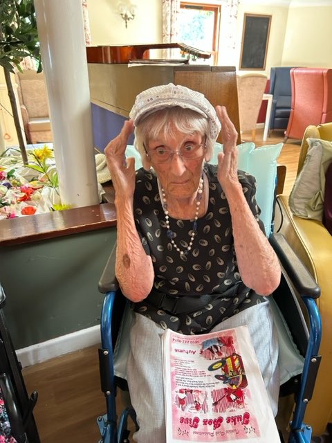 Wendy Mead (@wendymgcc) on Twitter photo A fantastic show from Tickled Pink Productions 🤩 #music #dancing #carehomes #oxfordshire <a href="/ForestHealthLtd/">Forest Healthcare</a> A fantastic show from Tickled Pink Productions 🤩 #music #dancing #carehomes #oxfordshire <a href="/ForestHealthLtd/">Forest Healthcare</a>
