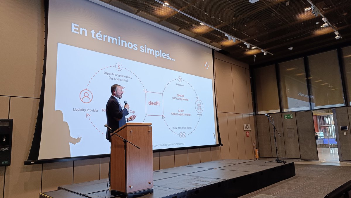 Mauricio Tovar 🌴🍹 tweet media