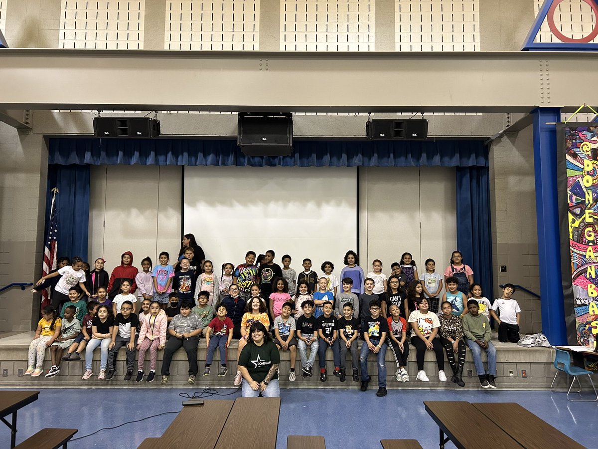 Congrats 3rd grade for being the first grade to win an attendance challenge with 81 % good attendance for September - as a reward, they picked an ice cream party! 🍦<a href="/DoneganBASD/">Donegan Elementary</a> <a href="/BethlehemAreaSD/">BASD</a> <a href="/attendanceworks/">Attendance Works</a>