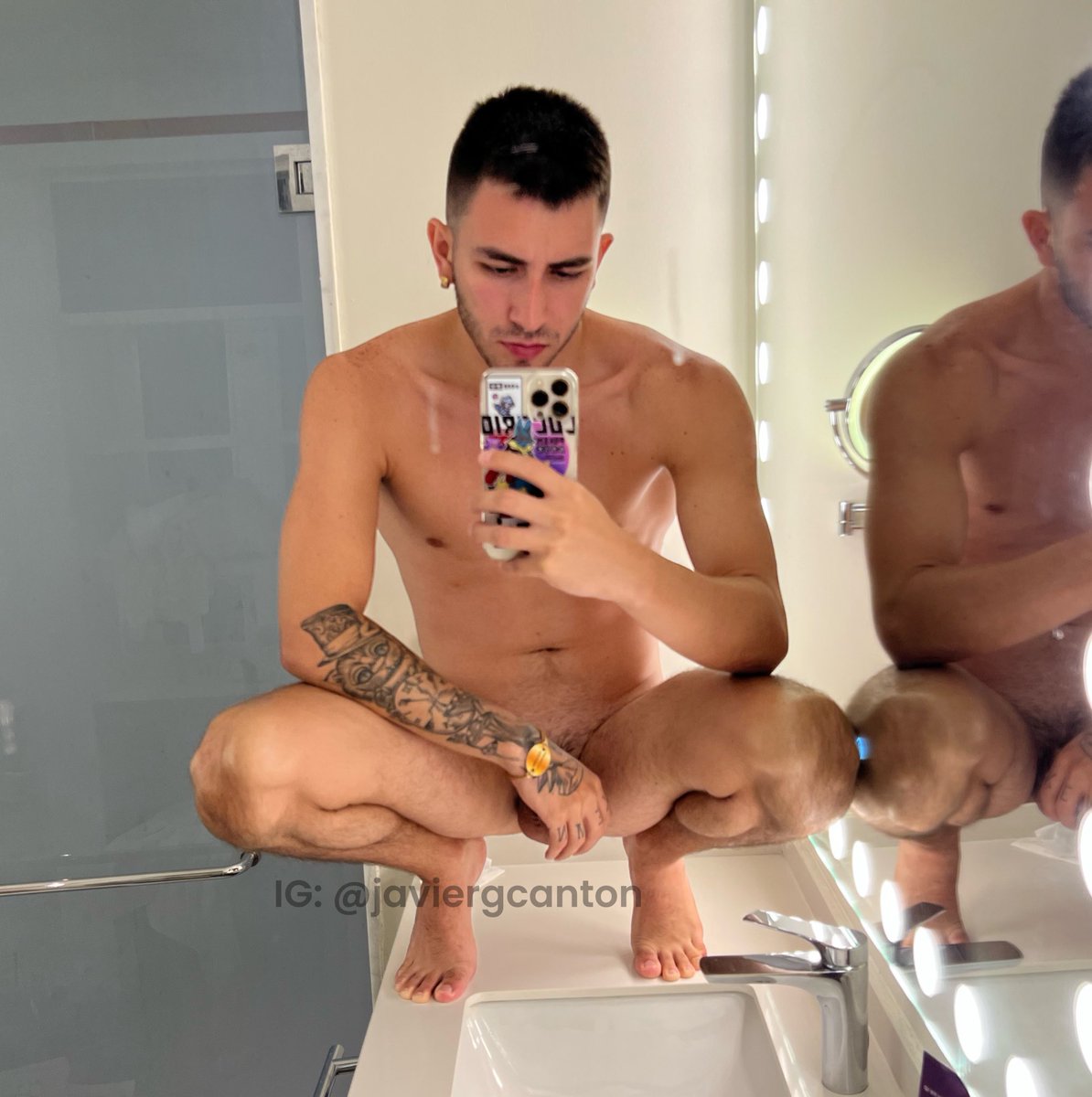 Tons qué? 1200 RT y subo una foto de mi verga 🍆🍆🍆