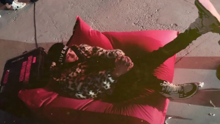 “Maullame” — Spotify Playlists:

Novedades Viernes Cono Sur — #2 
Novedades Viernes Latinoamérica — #3 
El Nuevo Urbano — #17