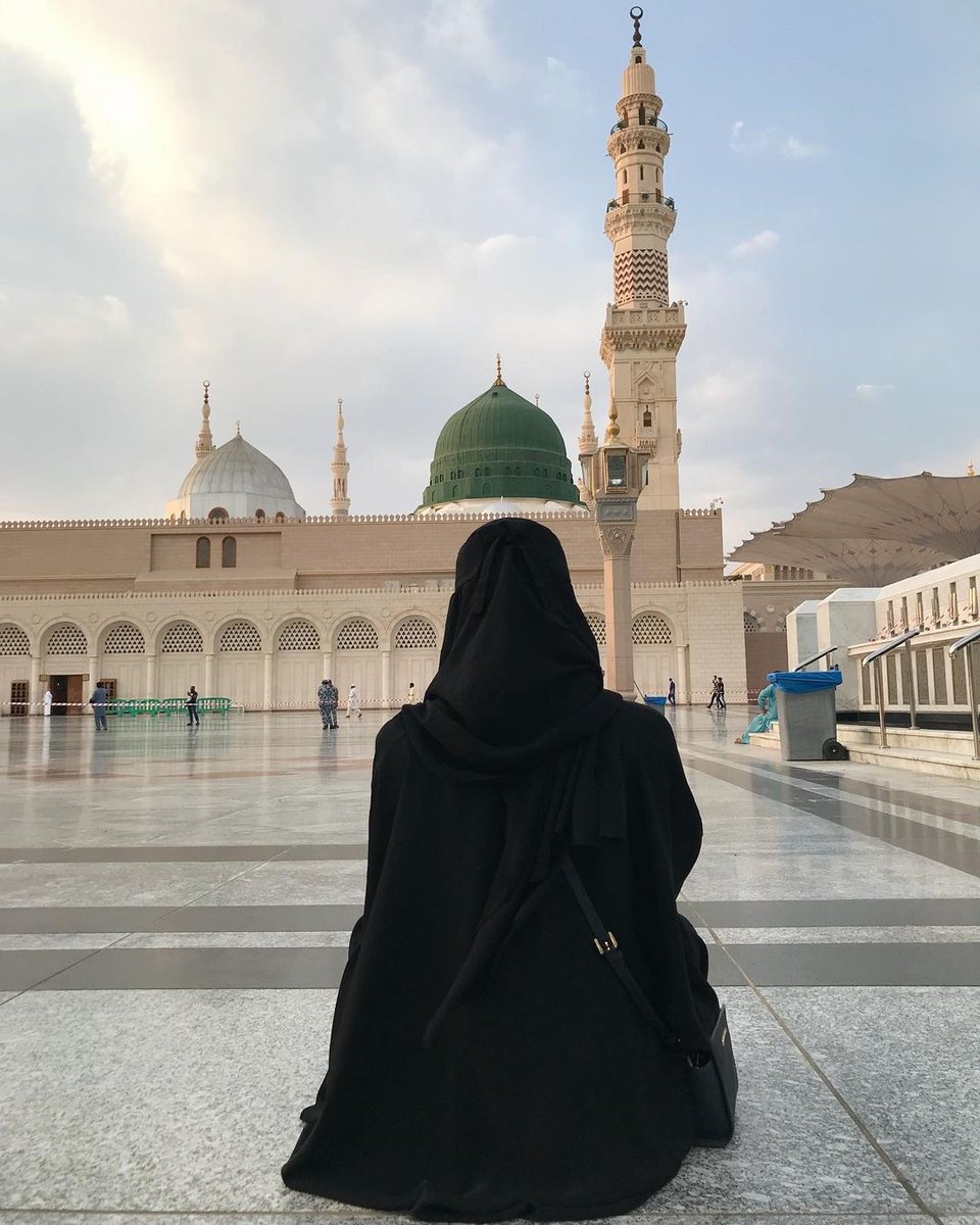 رب إني لما أنزلت إلي من خير فقير

[Rabbi innī limā anzalta ilayya min khayrin faqīr]

My Lord! I am indeed needy of whatever good You may send to me