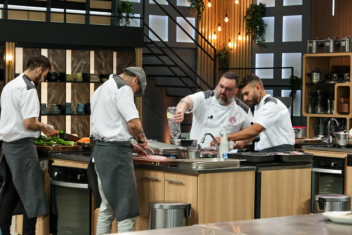 Terça tem <a href="/masterchefbr/">MasterChef Brasil</a>
#masterchefbr