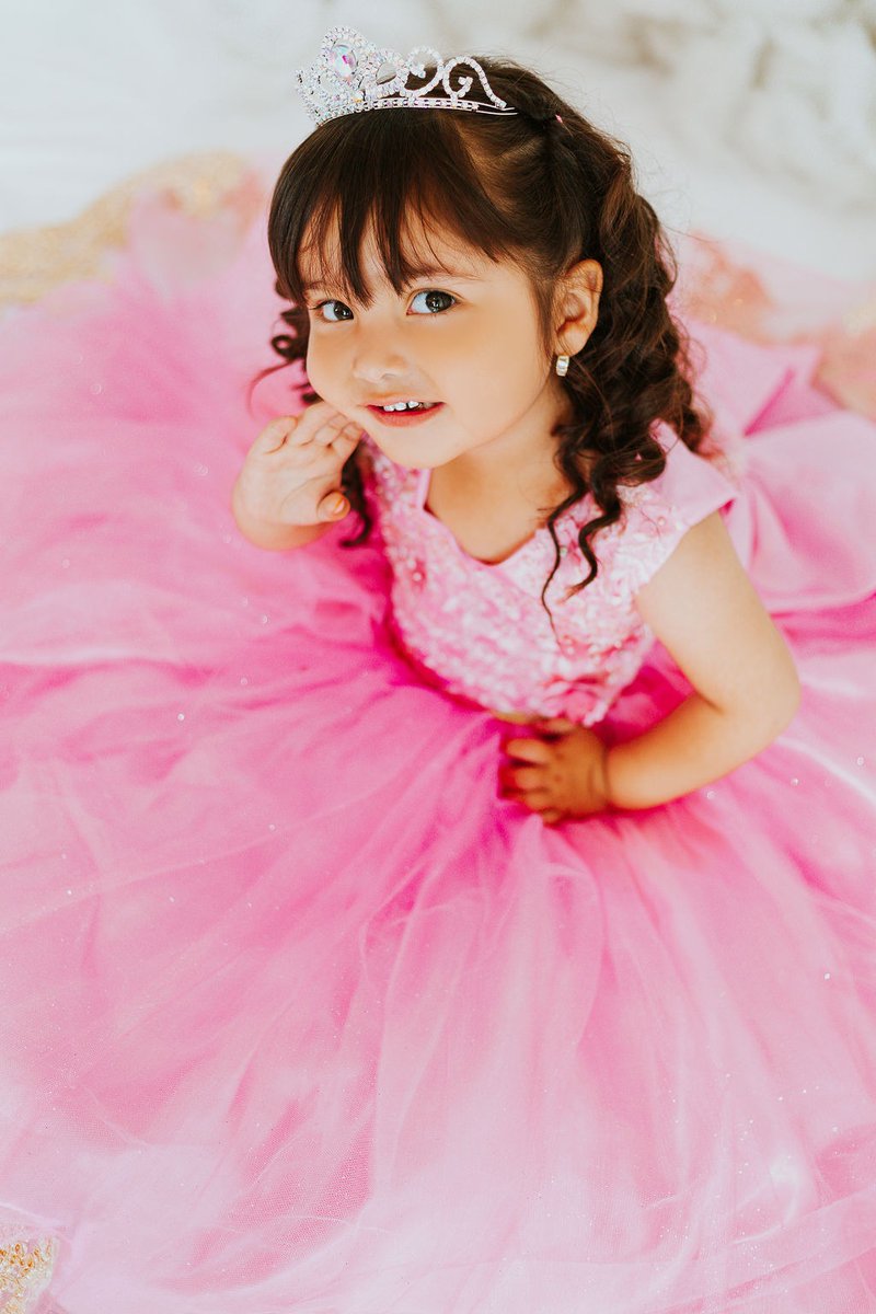 _areliss's tweet photo. Eres el ejemplo vivo de que Dios a sido bueno conmigo 💝

¡Felices 3 añitos bolita! 🎉🥹 https://t.co/nC3o7vND9l