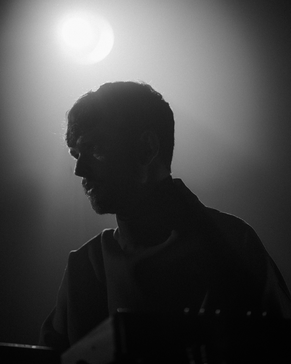 davidpresspass's tweet photo. Finally got to photography one of my all-time favorite artists last night.

I first (and last) saw James Blake at Bowery Ballroom in 2011. 

Big thanks to James Blake for an unforgettable show.

📸 for @nystatemusic https://t.co/gyX4V7Cs03