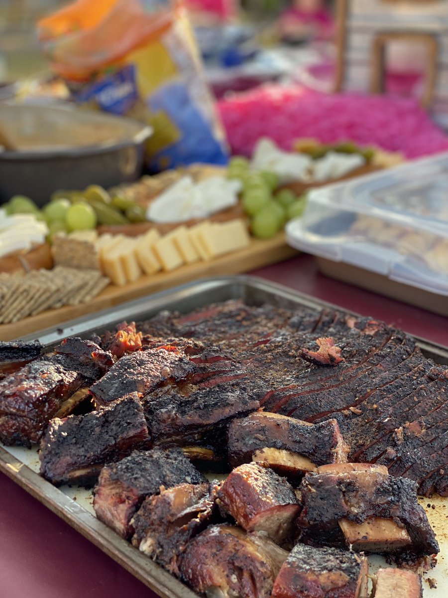 HCSportsHOF's tweet photo. Big time games call for big time tailgates. 

@HCTigerFootball vs. Haywood…coming up. https://t.co/lxWn3OpNf6