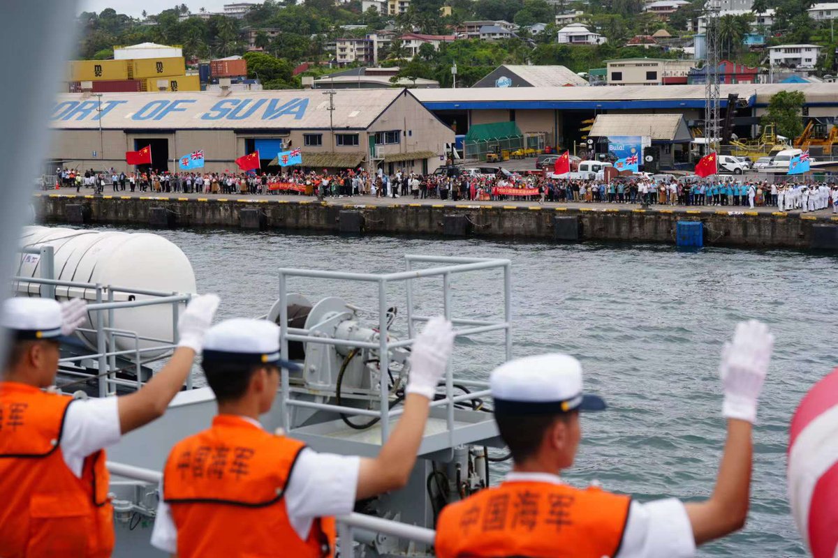 Panda_Paws_'s tweet photo. The Chinese naval training ship Qi Jiguang has arrived in Fiji for a three-day goodwill visit. The ship also brought basketballs, volleyballs, and soccer balls for students in Suva City.
#Fiji #China #ChineseNavy #suvacity #pacificislands https://t.co/2GWHwb09ry