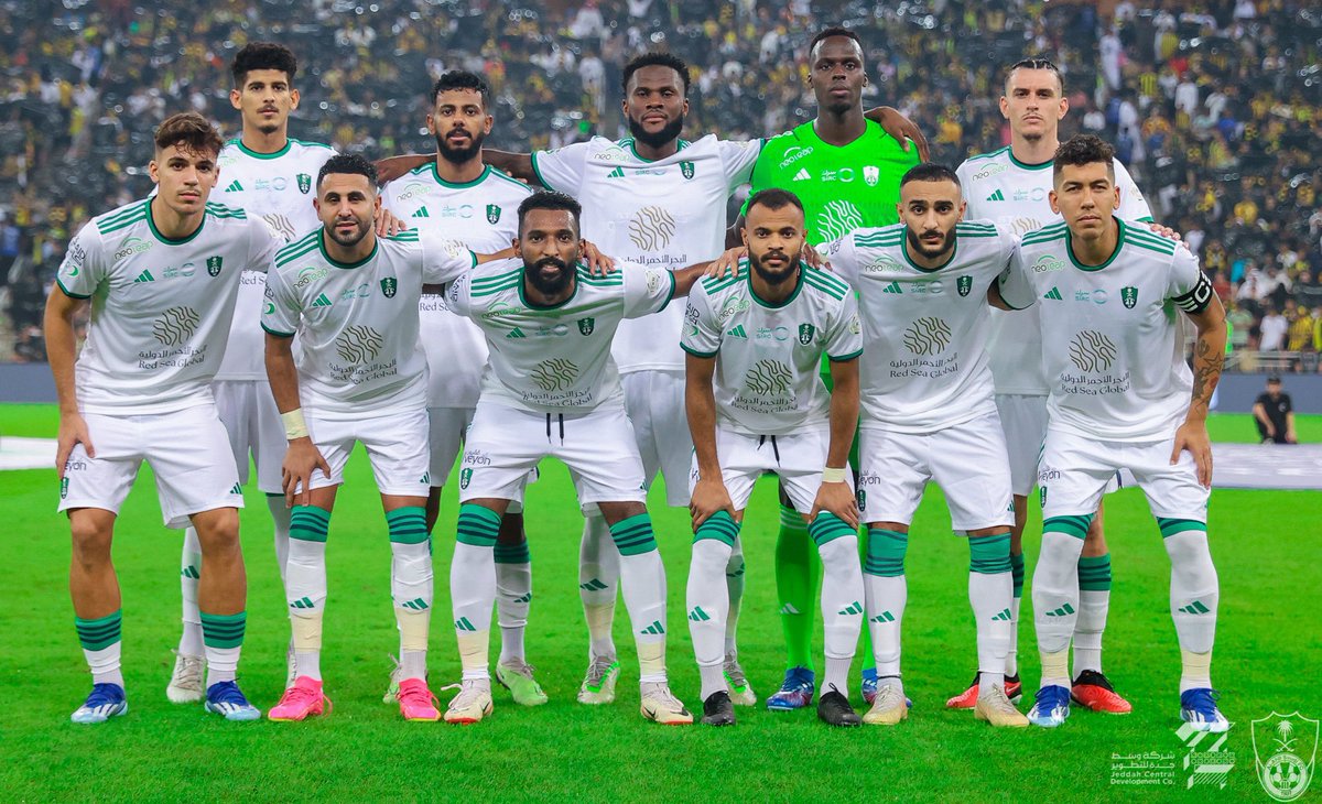 ibanez41oficial's tweet photo. Very proud of my team. Jeddah is definitely green. VAMOS @ALAHLI_FC 💚 https://t.co/z8MSD3hU9B