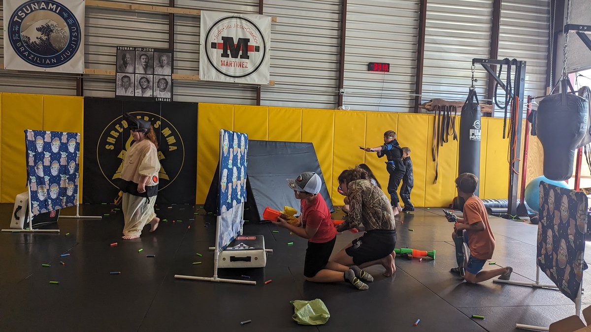 AricMercado's tweet photo. Kids class was chaotic but super fun even for this cripple 😂 https://t.co/JQNdvICk6z
