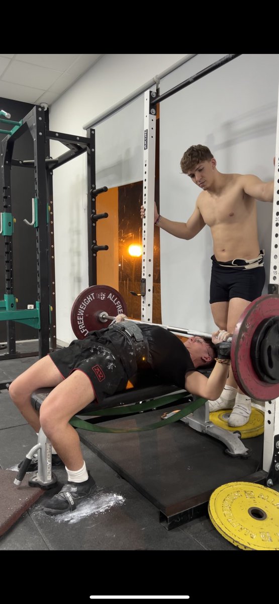 Iscoo231's tweet photo. Powerlifting❤️‍🩹 https://t.co/J18ZZXp2b8
