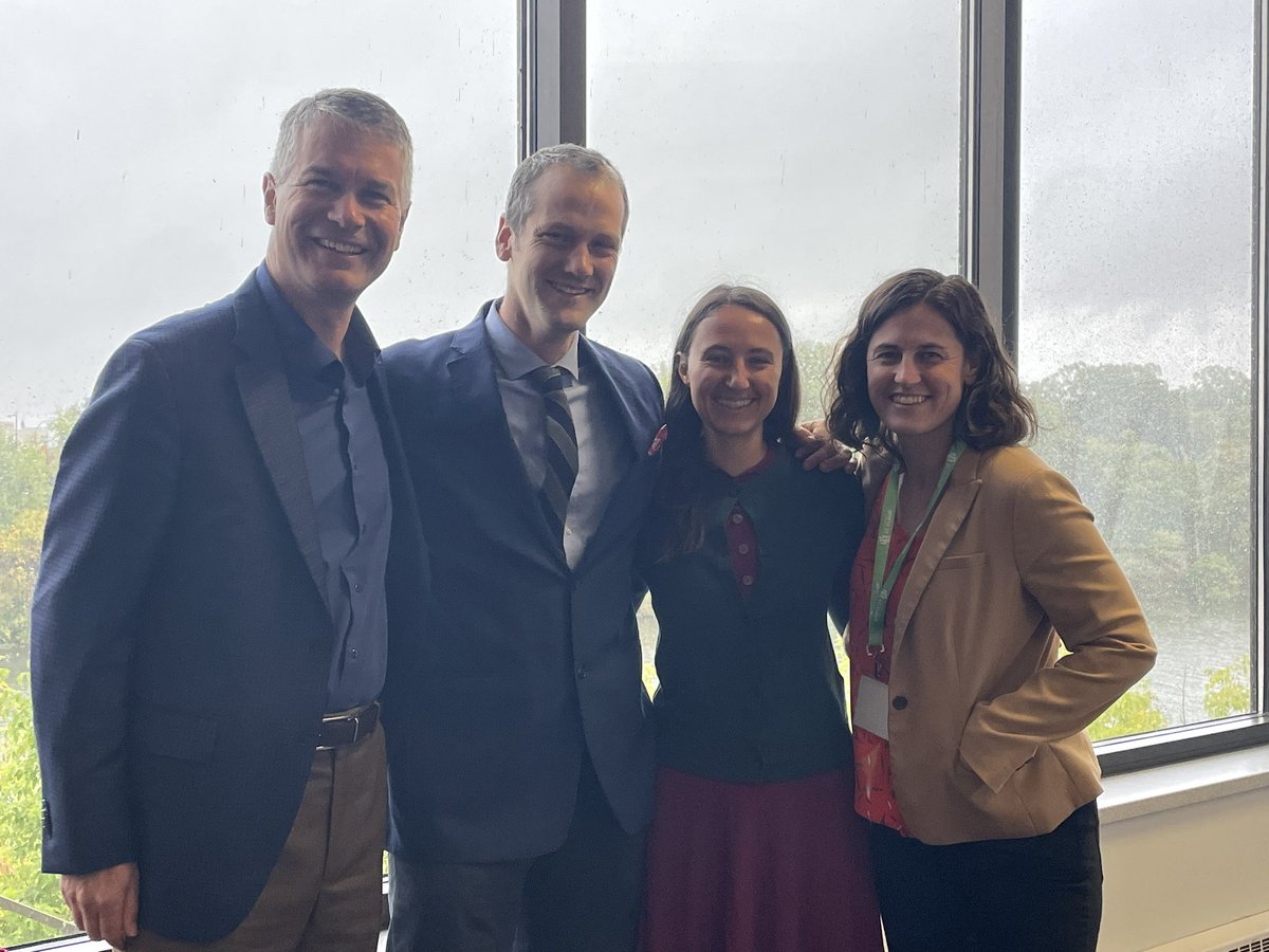 Very fun to present the new climate-focused land use & transportation law this morning at the @APA_MN 2023 Planning Conference with the all star team that made it happen of @KatieJonesMpls, @sam_adams_rock, & @minneabbolis