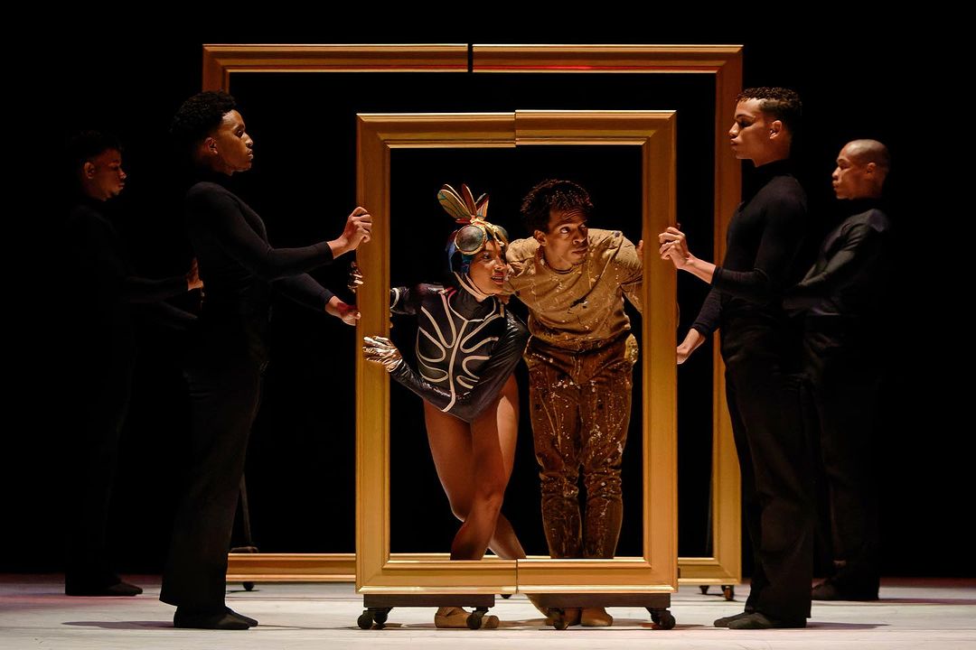 “BOTERO” | Coreografía: Annabelle Lopez Ochoa. Música: Juan Pablo Acosta 
 
 📸 <a href="/mikpasco/">Mikaël Pasco</a>