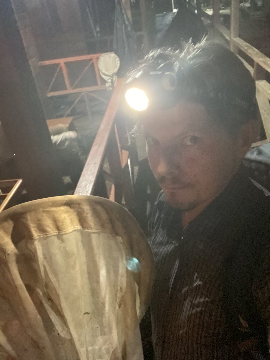 For our last day in Papua we have been invited at the parliament of Papua to discuss about the future of the KSP insect collections in UNCEN. nice to see politics who want the best for their biodiversity, hope it will have positive consequences. Bye #Papua @ISYEB_UMR <a href="/Le_Museum/">Muséum national d'Histoire naturelle</a>