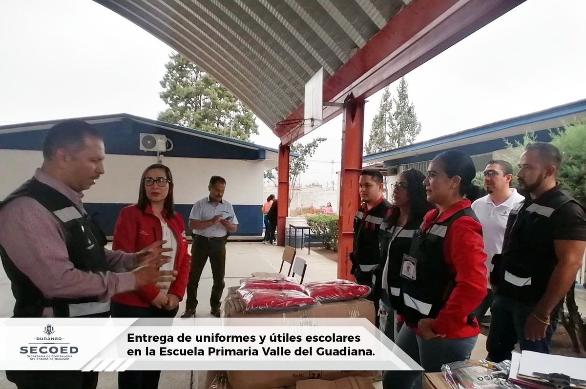 SECOTED's tweet photo. Los niños de la Escuela Primaria Valle del Guadiana ubicada en el fraccionamiento Joyas del Valle recibieron útiles y uniformes escolares por parte del Gobierno de @EVillegasV en apoyo también a la economía familiar, siendo un beneficio para disminuir los gastos escolares. https://t.co/a5758Gi4dp