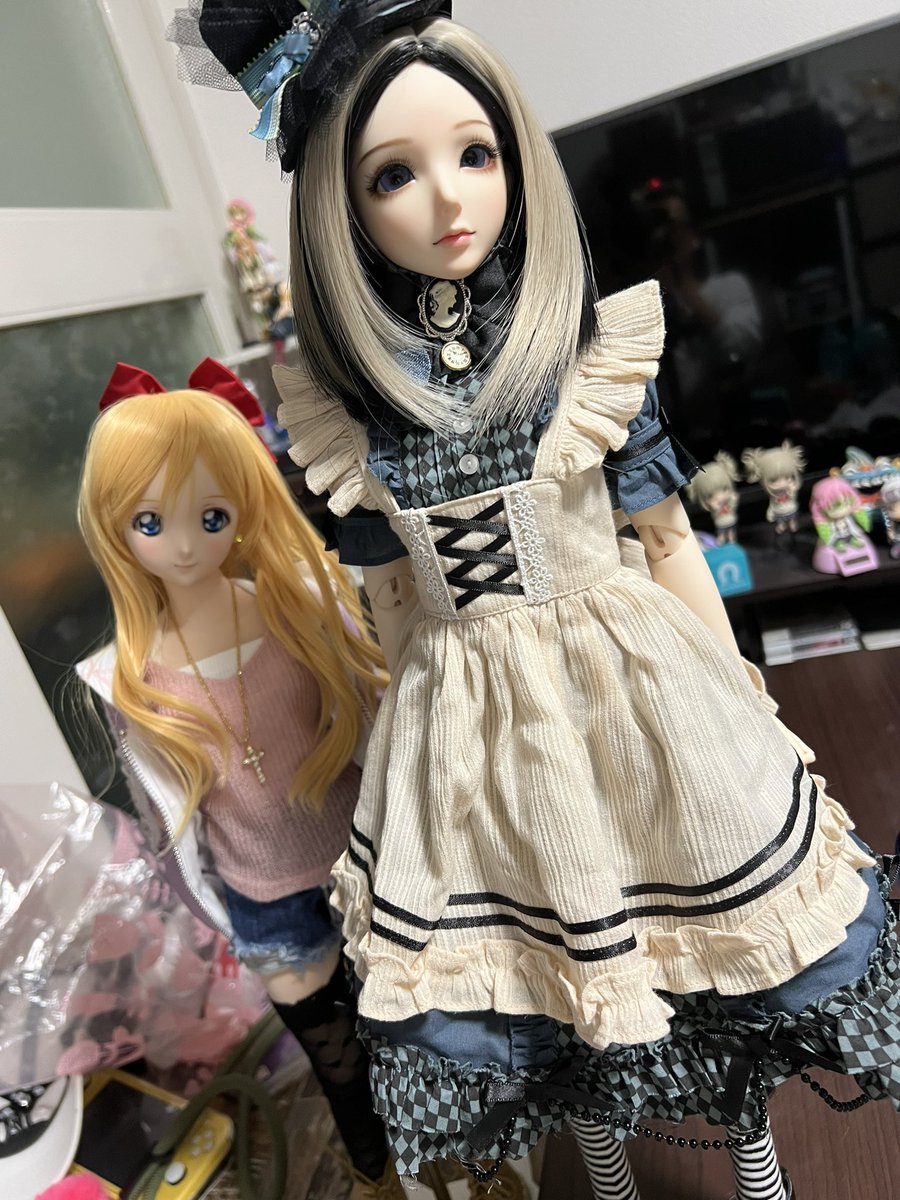 Reodoll1's tweet photo. おはようございます☀️
久々にAliceちゃんでも♦️❤️
昨日違うAliceの衣装に着替えて
もらった☺️✨
あっ後ろに美奈子ちゃんが見てるよっ🤣
#Ringdollalice01
#Alice01
#DOLKOSAKA
#ドールオーナーさんと繋がりたい https://t.co/uZsiEBU6jR