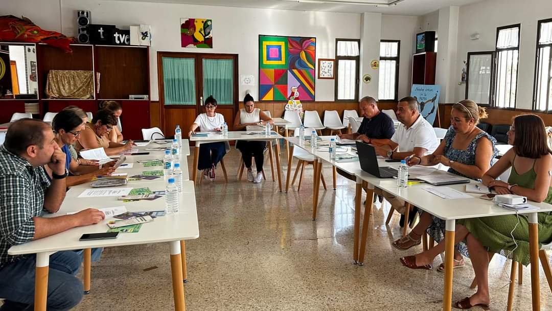 PedroMRodg's tweet image. Hoy celebramos la Asamblea General Ordinaria de la Asociación #Compsi en el Centro Ocupacional Comarcal #SantaMaríaDeGuía

Una oportunidad para reflexionar sobre nuestro trabajo y planificar nuevos proyectos para crear un futuro mejor a los usuarios de los centros ocupacionales