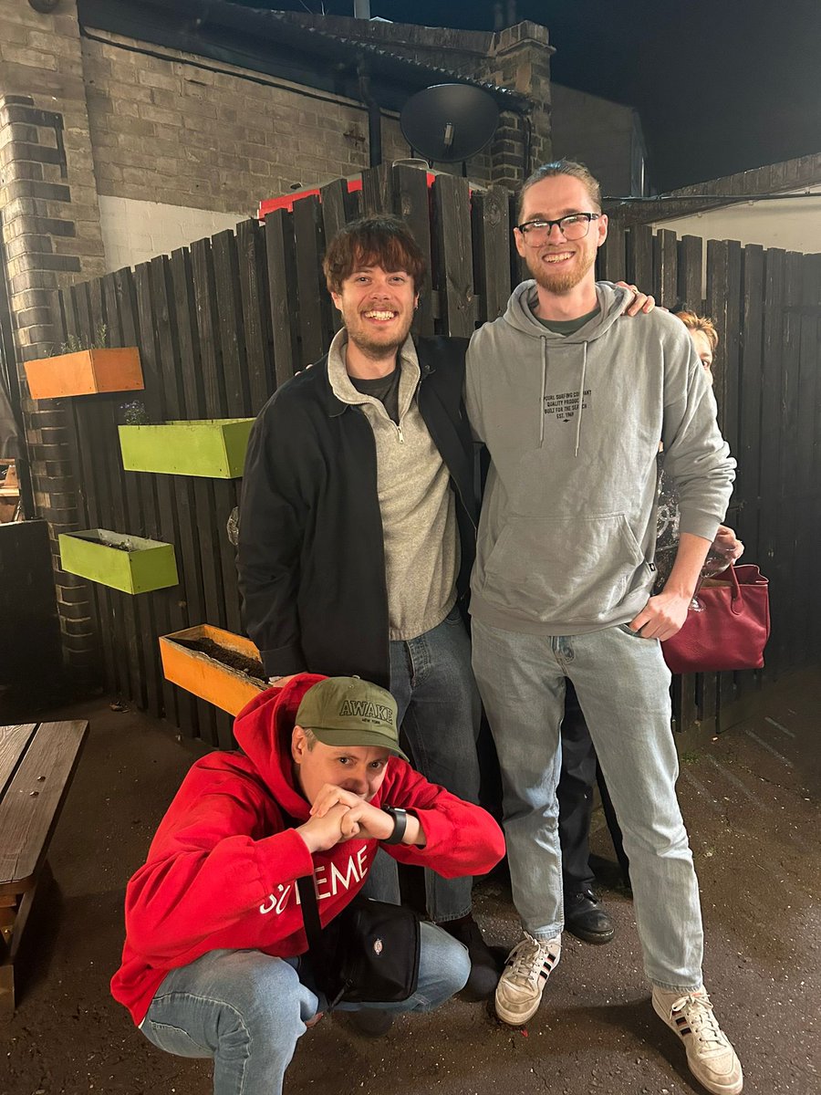 sleep well sad boys xo