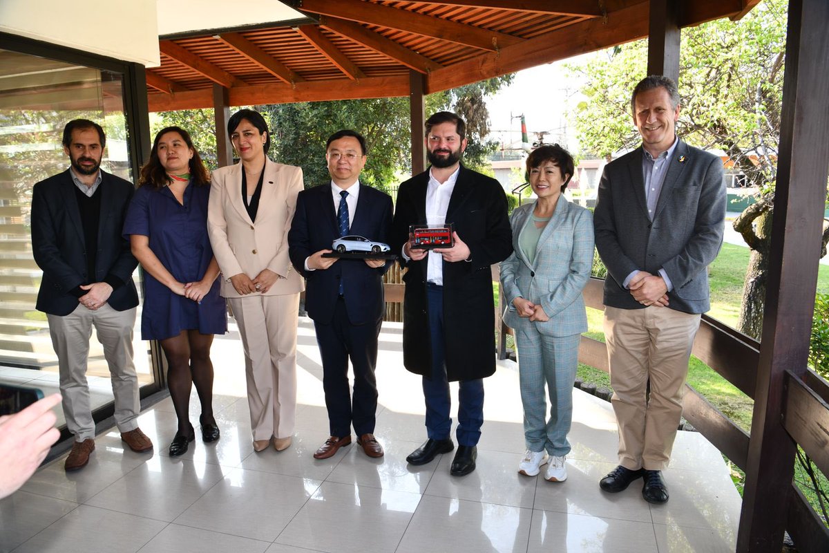 BYD Chile tweet media