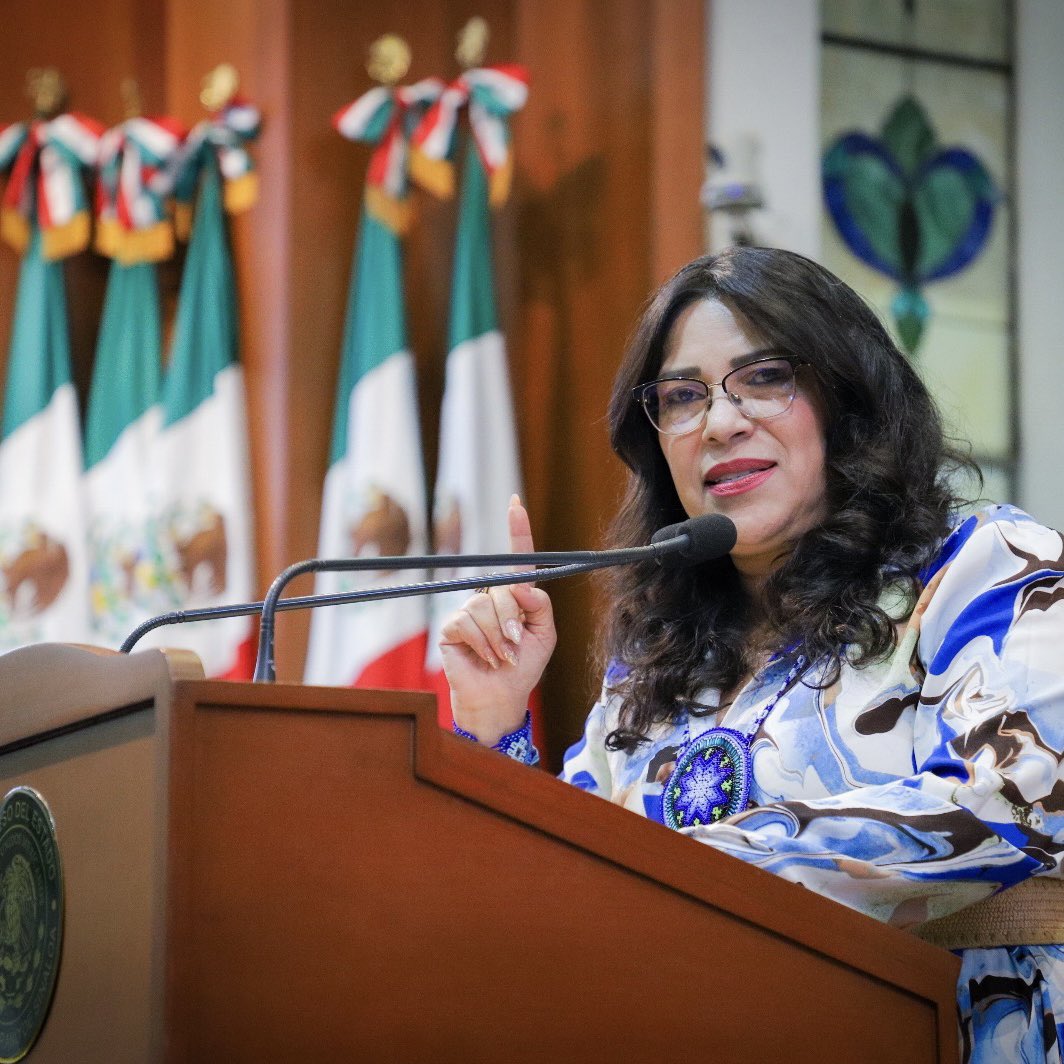 VeronicaBatiz's tweet photo. Esta VERO MORENA con una Semana de trabajo legislativo, además acompañe al Diputado Feliciano Castro Meléndrez para atender a trabajadores de salud que siguen en espera de resolver su situación laboral.. les deseo que con cada sol, sientan que "La Vida es Bella”.. siempre Bella!! https://t.co/QeRYr3H7Ey