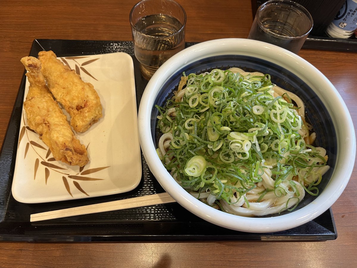 jean_patoniki's tweet photo. 昼休憩入りまーす！

昼は安定の丸亀！これは疲れた体に効きそう！
昼からも頑張ります！！
#徒歩東京
#全力徒歩パトニキ
#ヴィッセル神戸 https://t.co/RGyAFePjLM