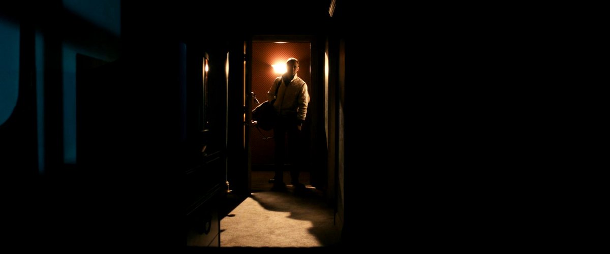 screenscaps's tweet photo. drive (2011) https://t.co/gqfKHd0cHk