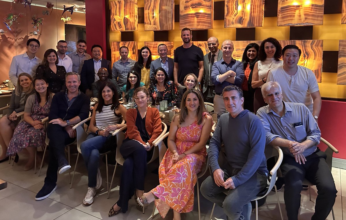 So grateful to the #DCLung23 faculty - here at the faculty dinner <a href="/oyameldc/">Oyamel DC</a> the night before some amazing lung cancer updates! #LCSM