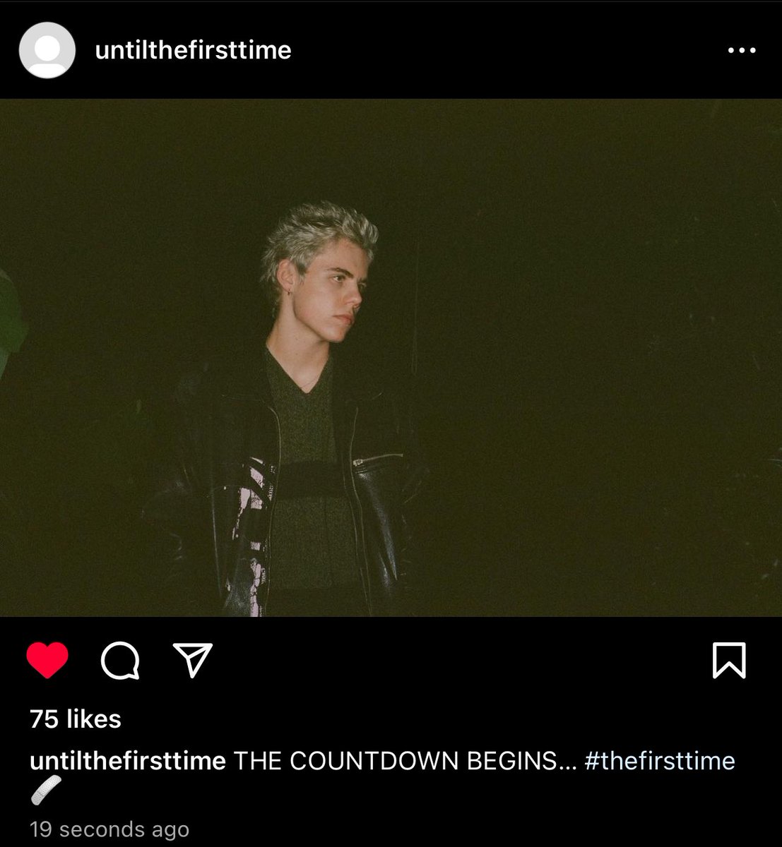 thekidlaroii's tweet image. THE COUNTDOWN BEGINS… ⏳

#THEFIRSTTIME 🩹