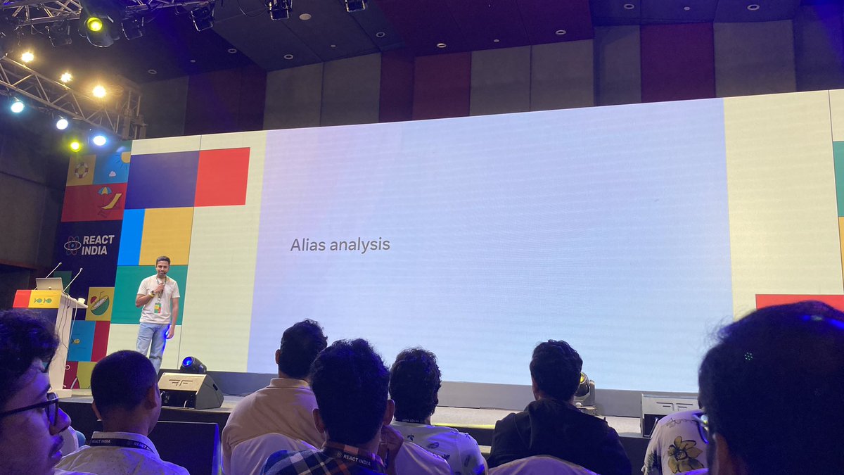 quacky_batak's tweet image. “Alias analysis in React Forget is more complex than in V8” #ReactIndia2023 

- @_gsathya